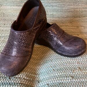 Sanita Navy Slip-On Clogs